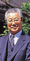 代表/税理士　亀田光行